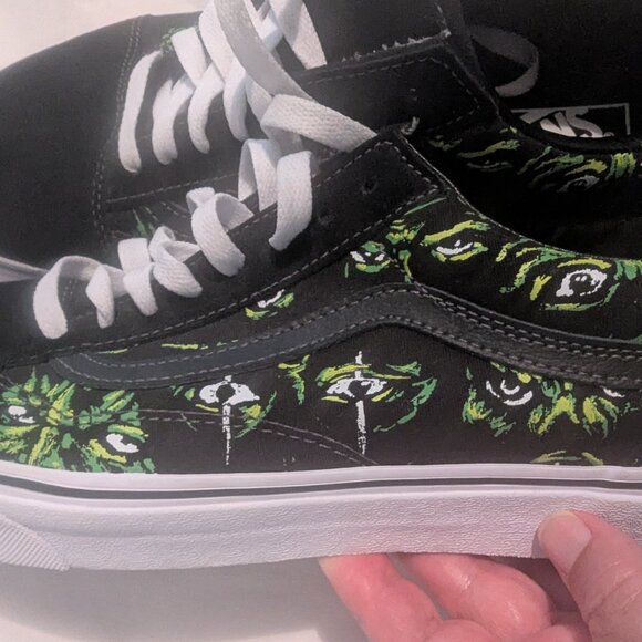 NWOB | Vans | Eyes in The Dark Old Skool | Green & Black | 12 | Glow in the Dark - Picture 7 of 8